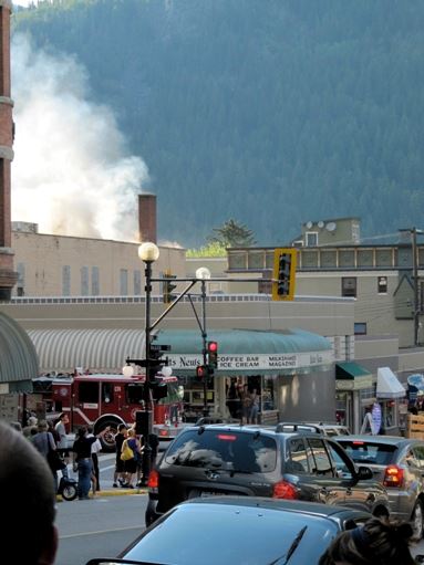 Early stages of the fire department response